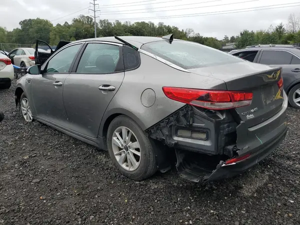 5XXGT4L38JG184087 2018 KIA OPTIMA - Image 2