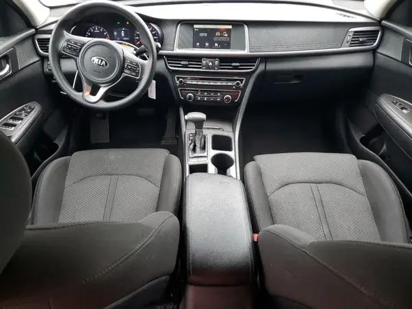 5XXGT4L38JG184087 2018 KIA OPTIMA - Image 8