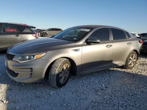 5XXGT4L38JG185742 2018 KIA OPTIMA - Image 1