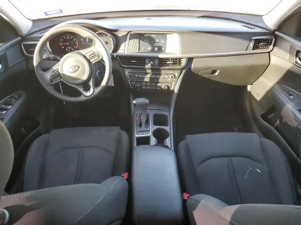5XXGT4L38JG185742 2018 KIA OPTIMA - Image 8