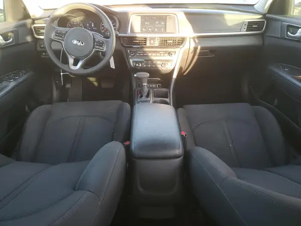5XXGT4L38JG195381 2018 KIA OPTIMA - Image 8