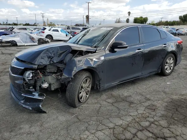 5XXGT4L38JG195882 2018 KIA OPTIMA - Image 1