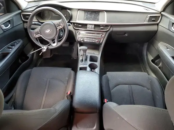 5XXGT4L38JG195882 2018 KIA OPTIMA - Image 8