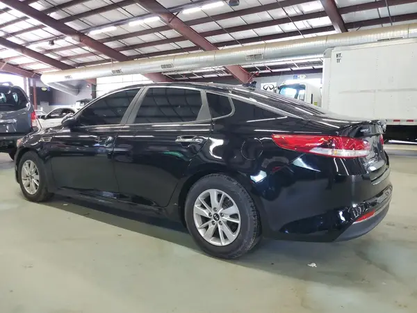 5XXGT4L38JG197860 2018 KIA OPTIMA - Image 2