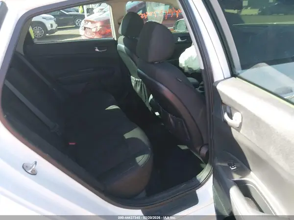 5XXGT4L38JG199155 2018 KIA OPTIMA - Image 8