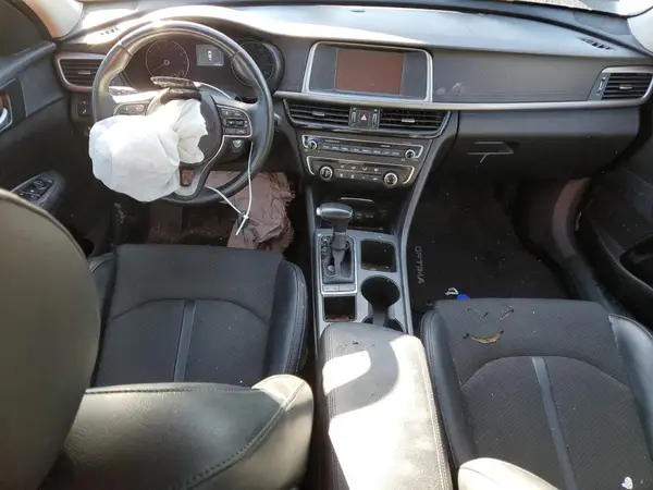 5XXGT4L38JG201938 2018 KIA OPTIMA - Image 8