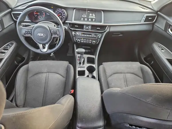 5XXGT4L38JG202782 2018 KIA OPTIMA - Image 8