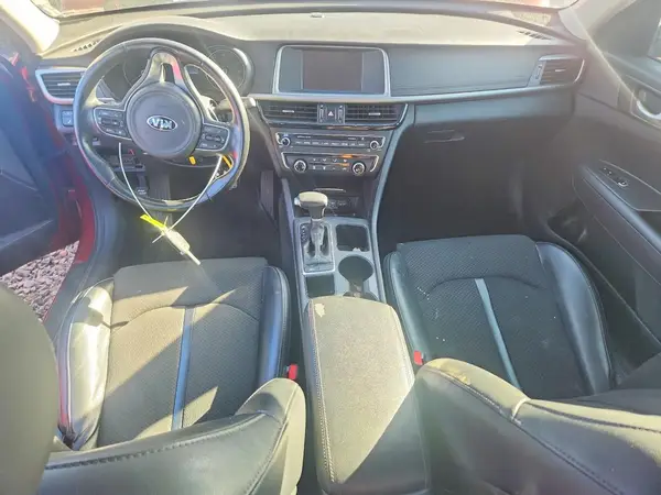 5XXGT4L38JG203897 2018 KIA OPTIMA - Image 8