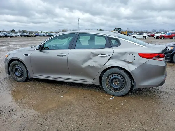5XXGT4L38JG204242 2018 KIA OPTIMA - Image 2