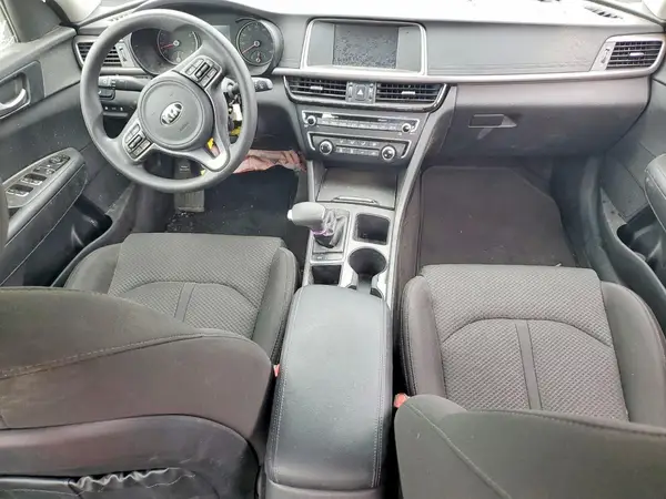 5XXGT4L38JG204872 2018 KIA OPTIMA - Image 8