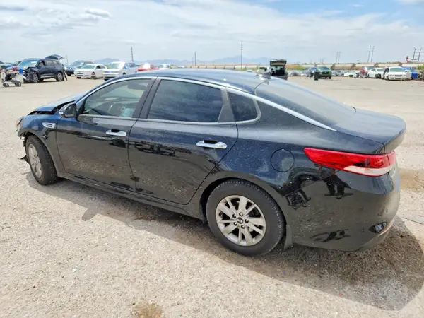 5XXGT4L38JG207321 2018 KIA OPTIMA - Image 2