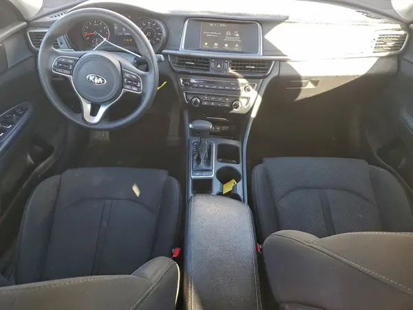 5XXGT4L38JG209747 2018 KIA OPTIMA - Image 8