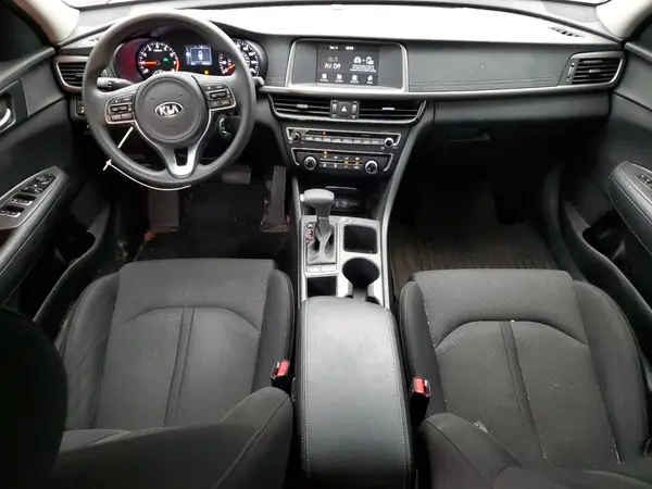 5XXGT4L38JG213801 2018 KIA OPTIMA - Image 8