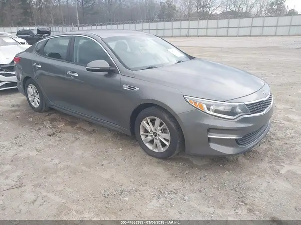 5XXGT4L38JG218416 2018 KIA OPTIMA - Image 1