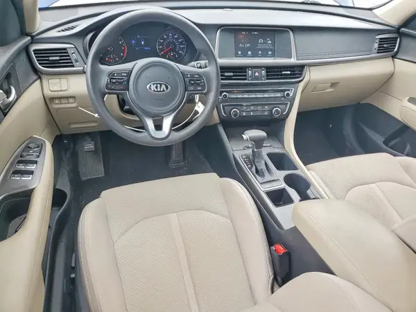 5XXGT4L38JG225897 2018 KIA OPTIMA - Image 8