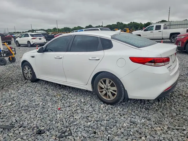 5XXGT4L38JG227990 2018 KIA OPTIMA - Image 2