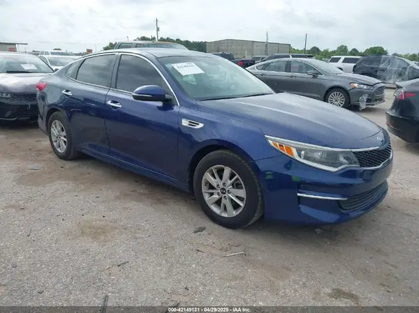 5XXGT4L38JG228847 2018 KIA OPTIMA - Image 1