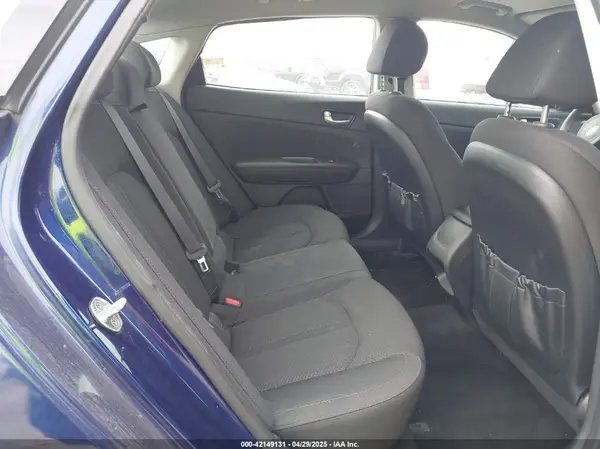 5XXGT4L38JG228847 2018 KIA OPTIMA - Image 8