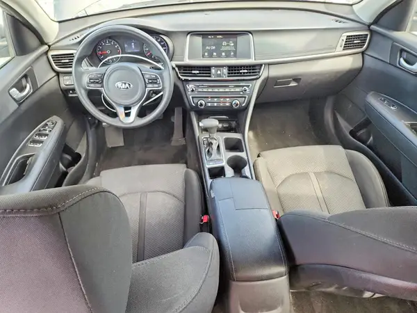5XXGT4L38JG229142 2018 KIA OPTIMA - Image 8