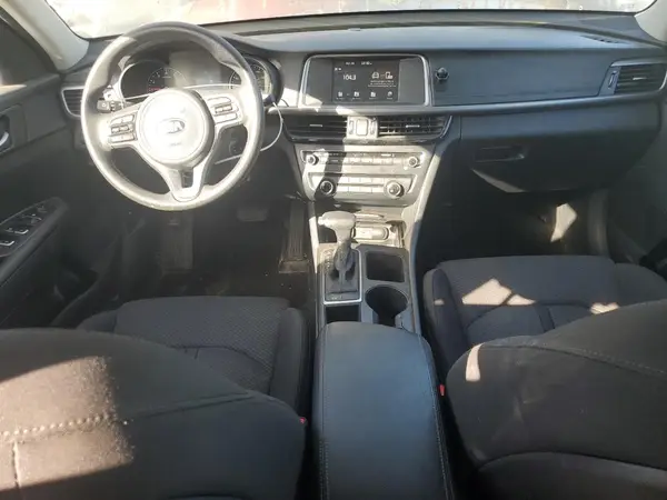 5XXGT4L38JG229738 2018 KIA OPTIMA - Image 8
