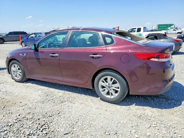 5XXGT4L38JG229920 2018 KIA OPTIMA - Image 2