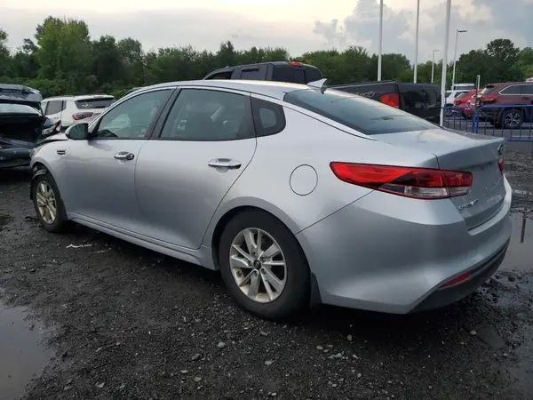 5XXGT4L38JG231974 2018 KIA OPTIMA - Image 2