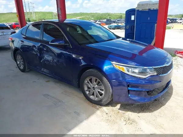 5XXGT4L38JG234793 2018 KIA OPTIMA - Image 1