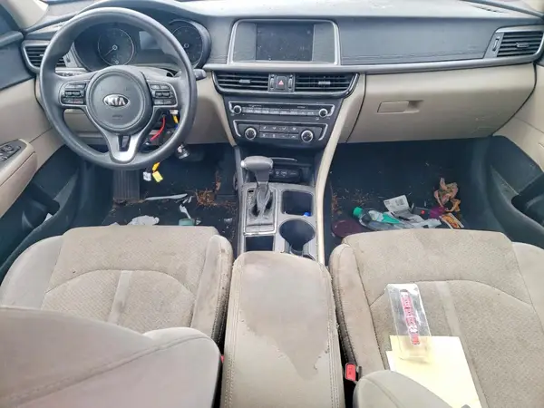 5XXGT4L38JG235104 2018 KIA OPTIMA - Image 8