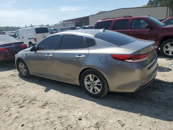 5XXGT4L38JG236947 2018 KIA OPTIMA - Image 2