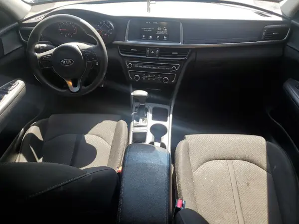 5XXGT4L38JG236947 2018 KIA OPTIMA - Image 8