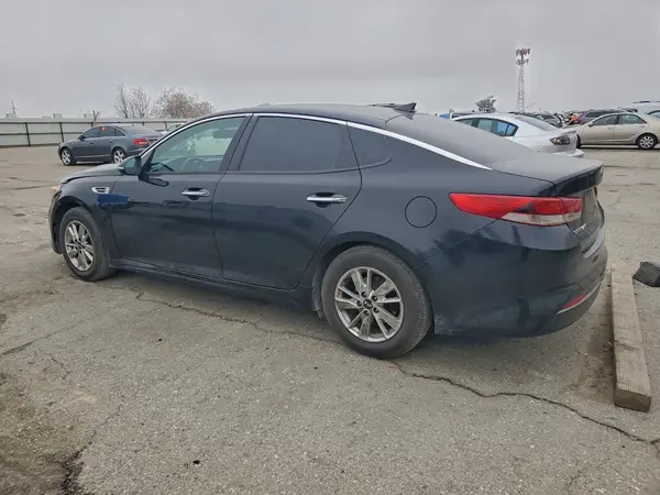 5XXGT4L38JG237712 2018 KIA OPTIMA - Image 2