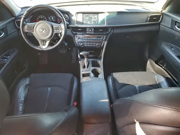 5XXGT4L38JG242361 2018 KIA OPTIMA - Image 8