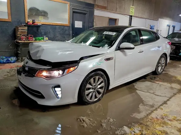 5XXGT4L38JG243381 2018 KIA OPTIMA - Image 1