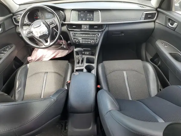 5XXGT4L38JG244823 2018 KIA OPTIMA - Image 8
