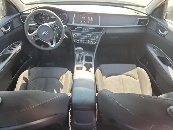 5XXGT4L38JG248161 2018 KIA OPTIMA - Image 8