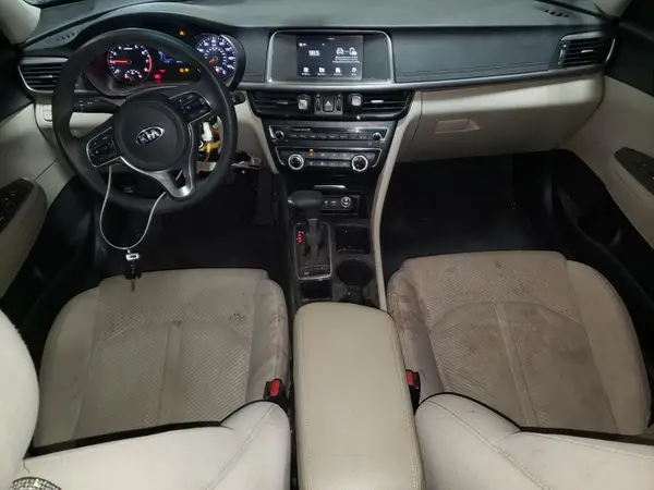 5XXGT4L38JG249388 2018 KIA OPTIMA - Image 8