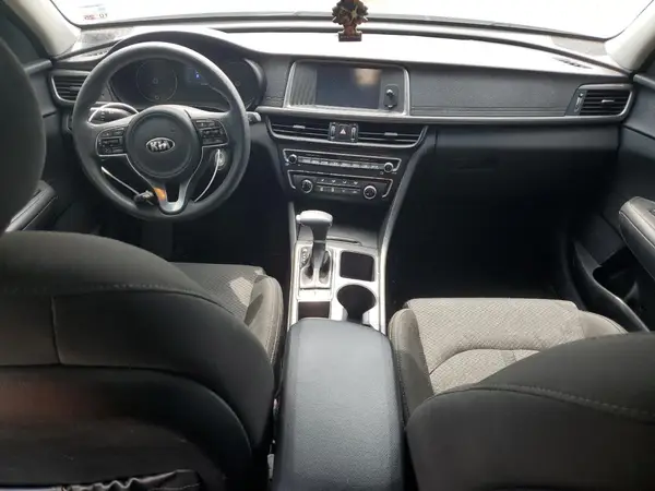 5XXGT4L38JG252579 2018 KIA OPTIMA - Image 8