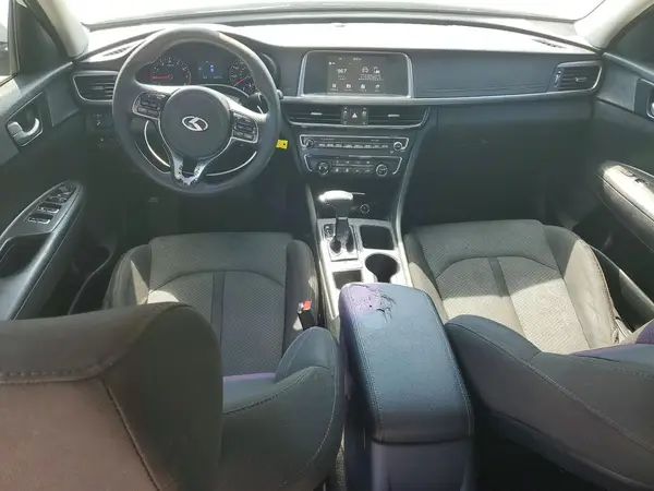 5XXGT4L38JG253280 2018 KIA OPTIMA - Image 8