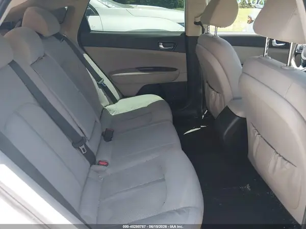 5XXGT4L38JG253604 2018 KIA OPTIMA - Image 8