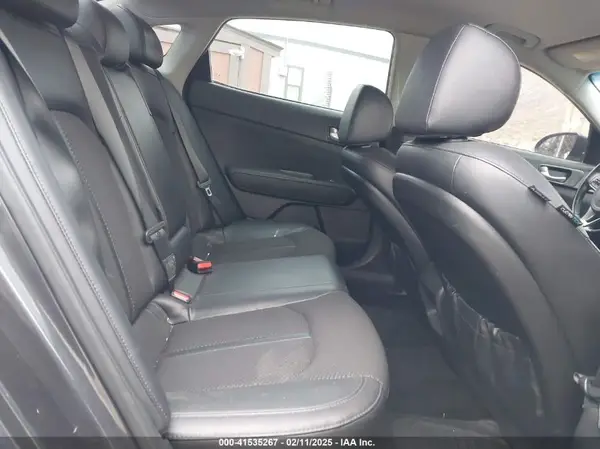 5XXGT4L38JG253831 2018 KIA OPTIMA - Image 8