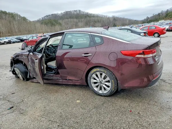 5XXGT4L38JG254901 2018 KIA OPTIMA - Image 2