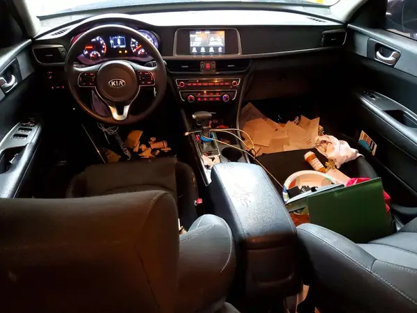 5XXGT4L38JG255207 2018 KIA OPTIMA - Image 8
