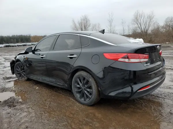 5XXGT4L38JG256065 2018 KIA OPTIMA - Image 2
