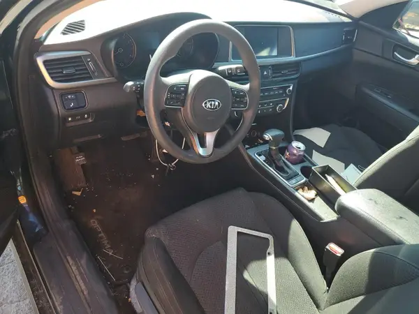 5XXGT4L38JG256292 2018 KIA OPTIMA - Image 8