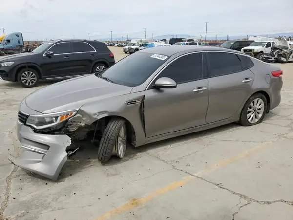 5XXGT4L38JG258012 2018 KIA OPTIMA - Image 1