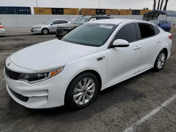 5XXGT4L38JG258589 2018 KIA OPTIMA - Image 1
