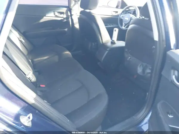 5XXGT4L38JG260519 2018 KIA OPTIMA - Image 8