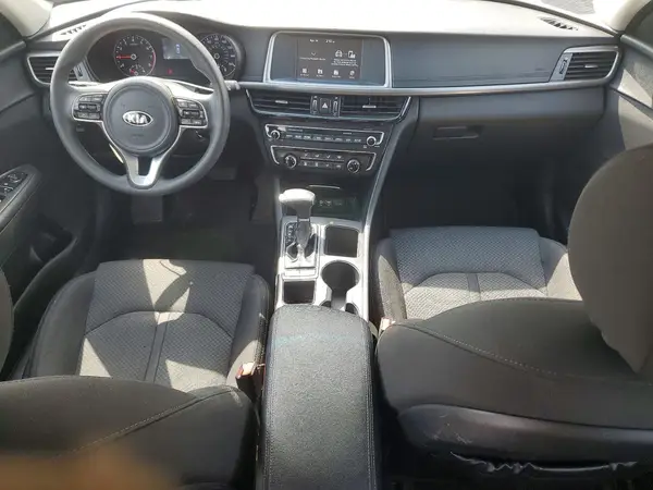 5XXGT4L38JG261511 2018 KIA OPTIMA - Image 8