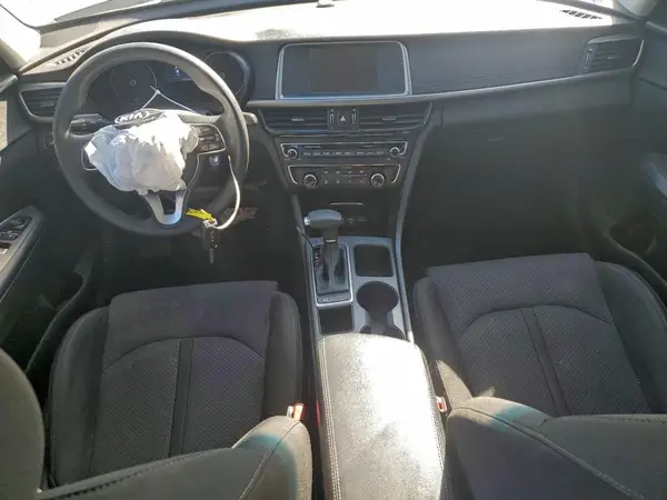 5XXGT4L38JG262318 2018 KIA OPTIMA - Image 8