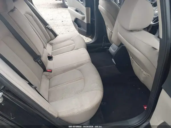5XXGT4L38JG263517 2018 KIA OPTIMA - Image 8
